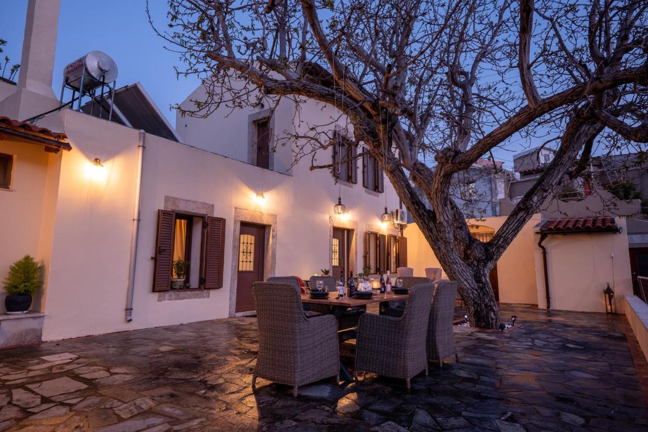 Walnut Tree Villa Archanes Dış mekan fotoğraf