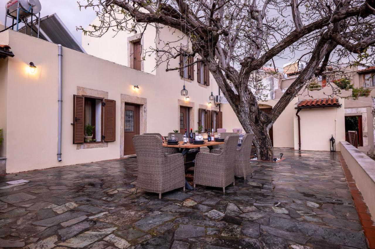 Walnut Tree Villa Archanes Dış mekan fotoğraf