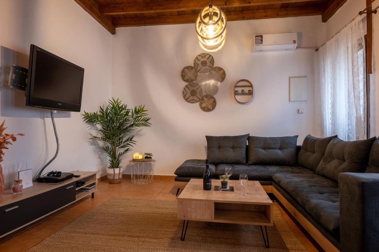 Walnut Tree Villa Archanes Dış mekan fotoğraf